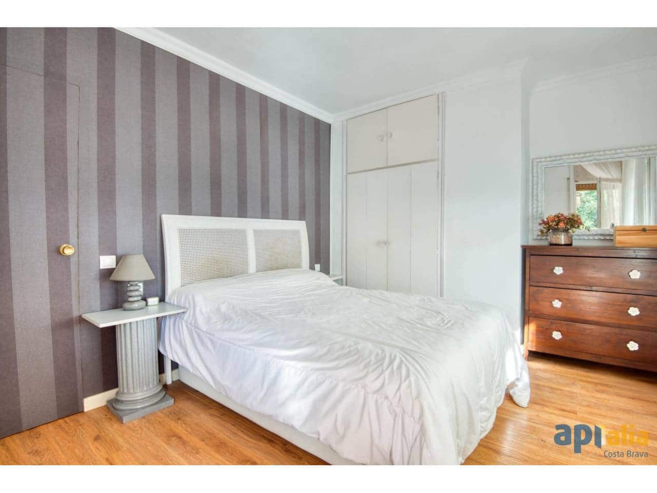 6 camera da letto Villa in vendita in Sant Feliu de Guixols con piscina garage - 550.000 € (Rif: 8945839)