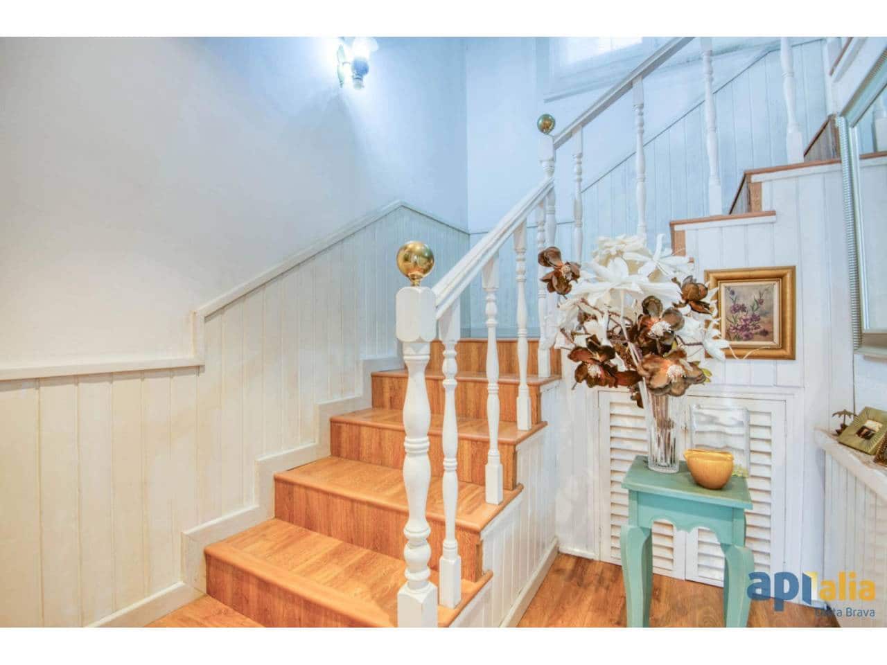 6 camera da letto Villa in vendita in Sant Feliu de Guixols con piscina garage - 550.000 € (Rif: 8945839)