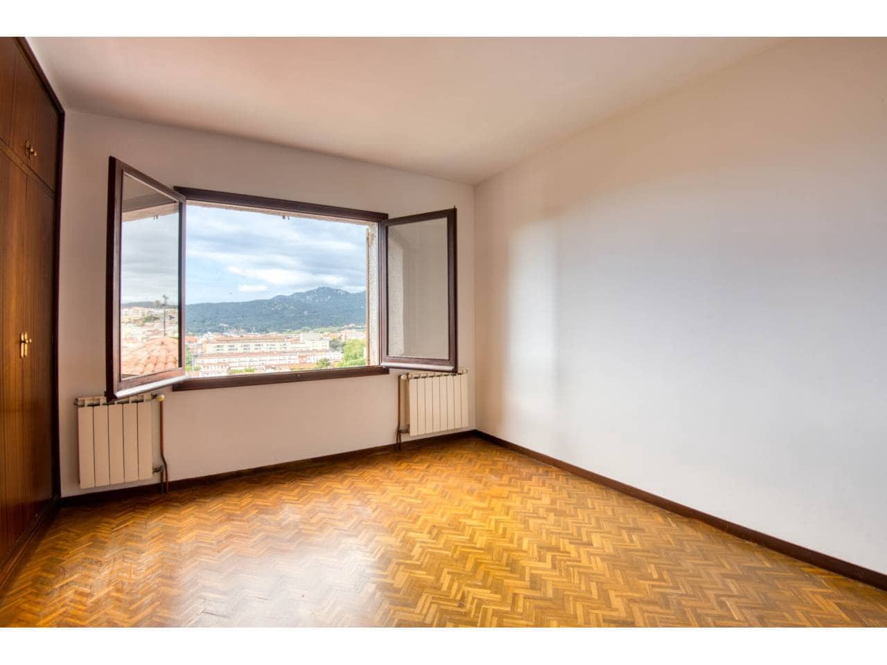 3 bedroom Villa for sale in Sant Feliu de Guixols - € 650,000 (Ref: 8961090)