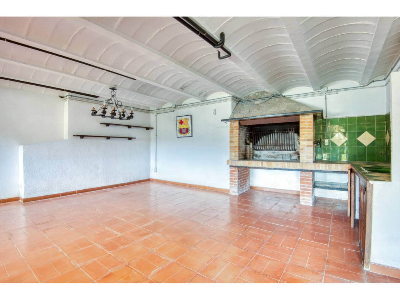 3 bedroom Villa for sale in Sant Feliu de Guixols - € 650,000 (Ref: 8961090)