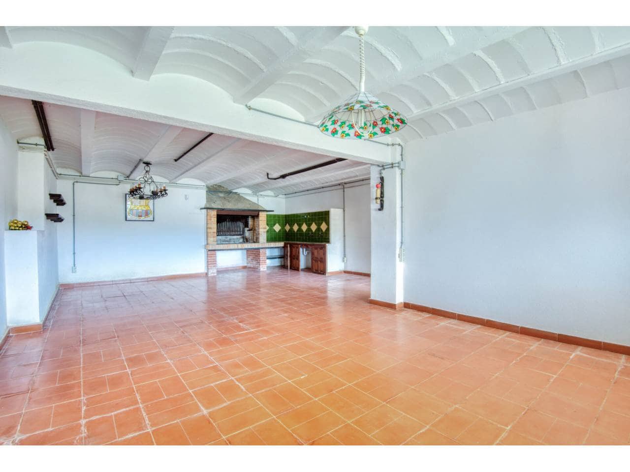 3 bedroom Villa for sale in Sant Feliu de Guixols - € 650,000 (Ref: 8961090)