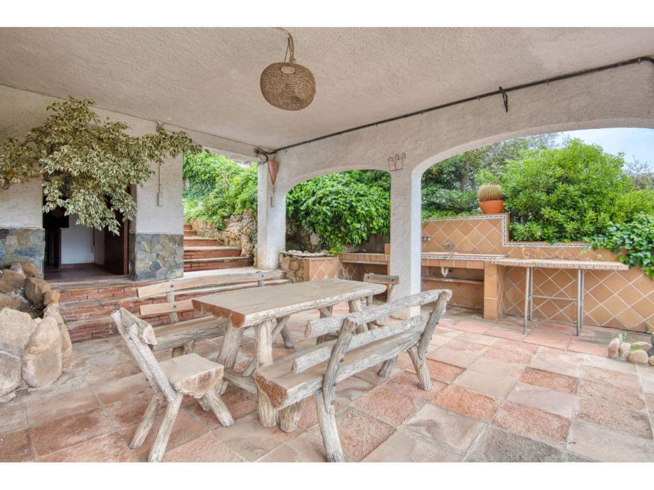 3 bedroom Villa for sale in Sant Feliu de Guixols - € 650,000 (Ref: 8961090)