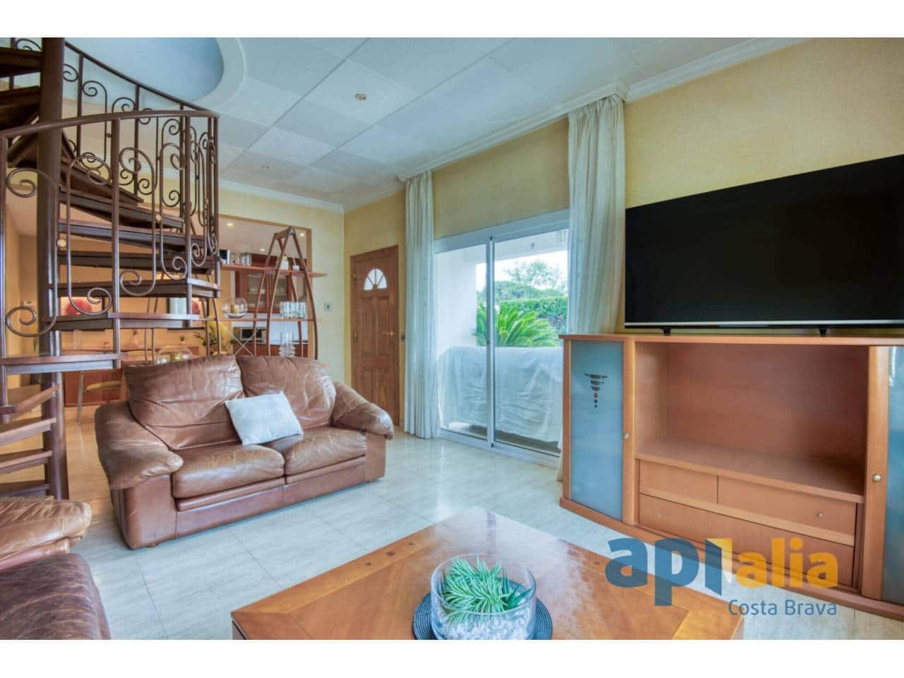 3 makuuhuone Huvila myytävänä paikassa Santa Cristina d'Aro - 450 000 € (Ref: 9047224)