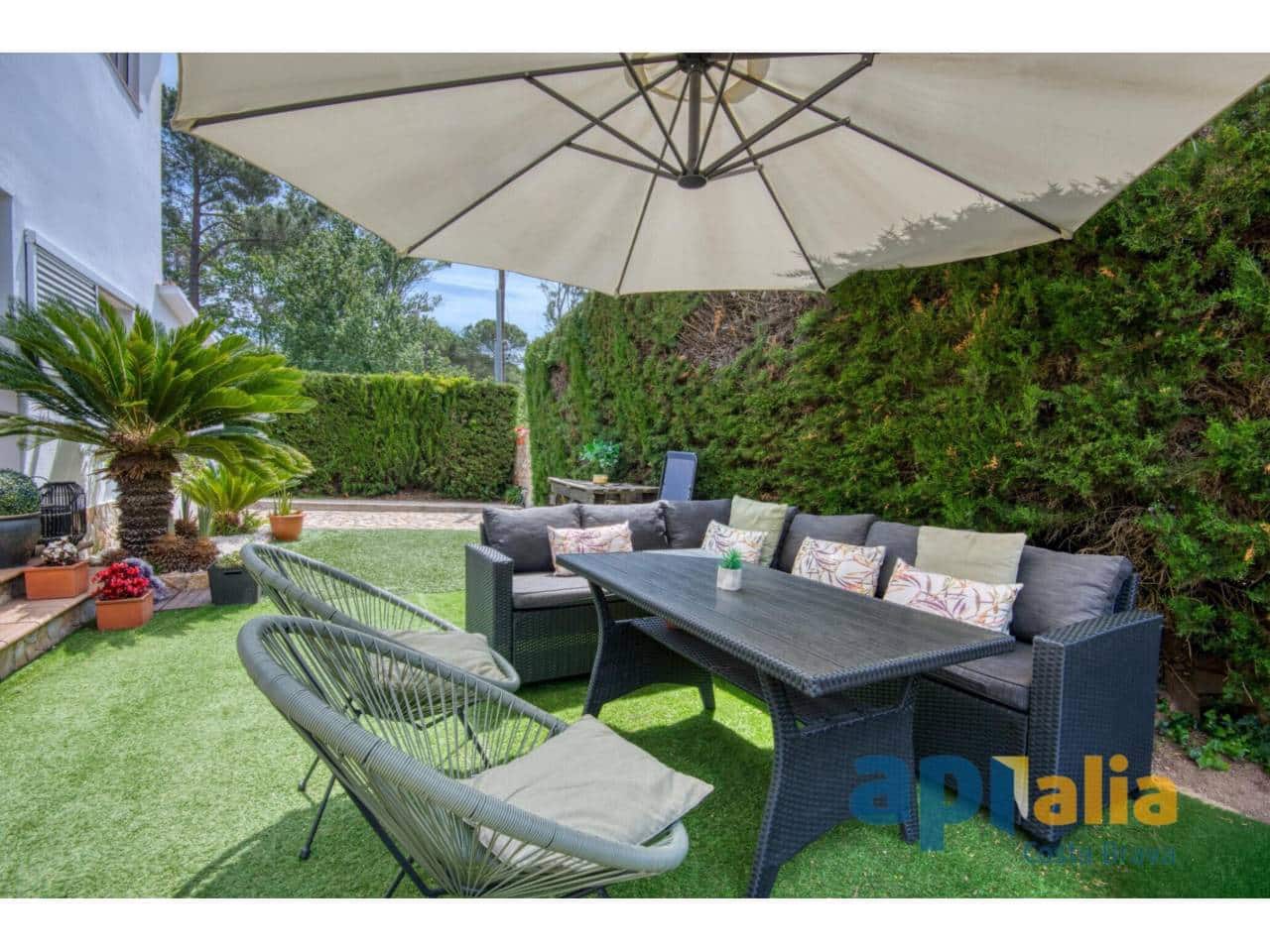 3 makuuhuone Huvila myytävänä paikassa Santa Cristina d'Aro - 450 000 € (Ref: 9047224)