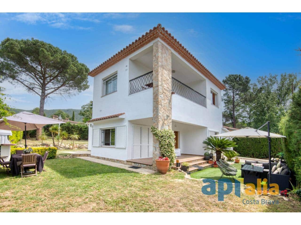 3 makuuhuone Huvila myytävänä paikassa Santa Cristina d'Aro - 450 000 € (Ref: 9047224)