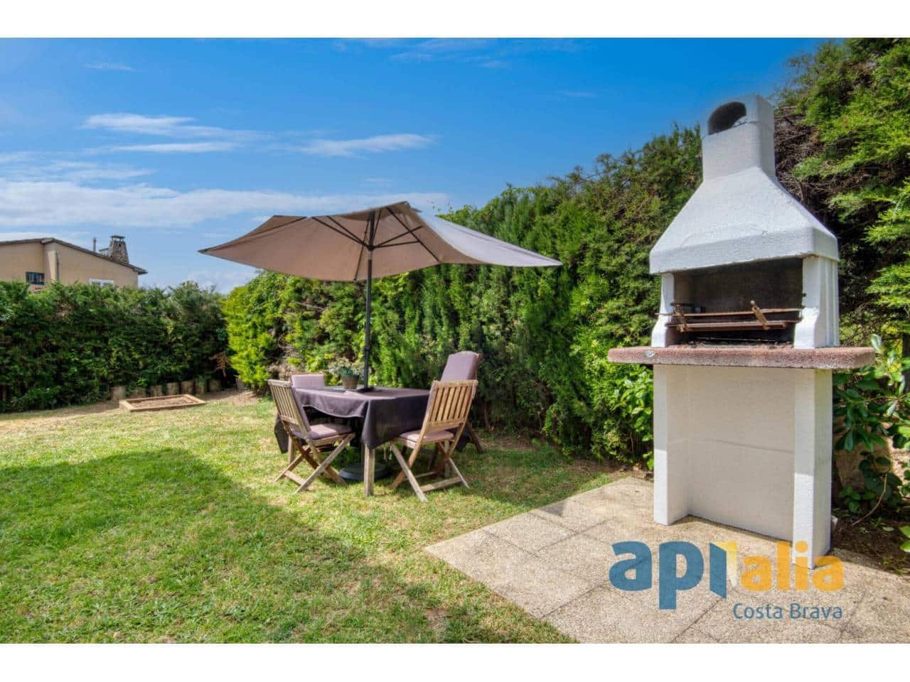 3 makuuhuone Huvila myytävänä paikassa Santa Cristina d'Aro - 450 000 € (Ref: 9047224)