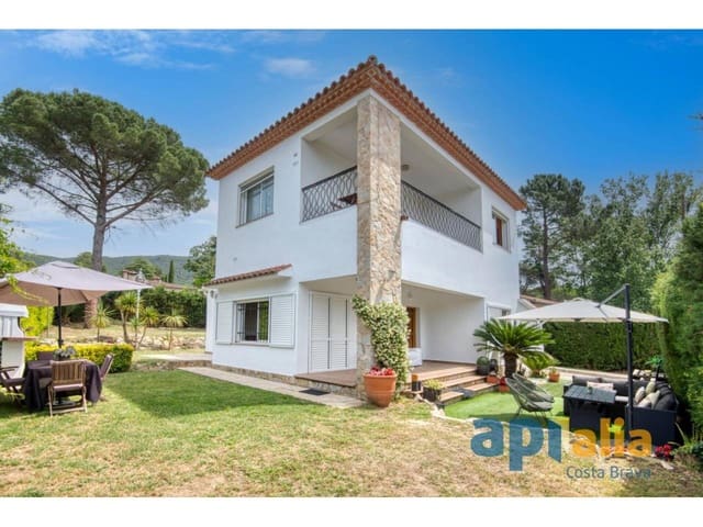 3 makuuhuone Huvila myytävänä paikassa Santa Cristina d'Aro - 450 000 € (Ref: 9047224)