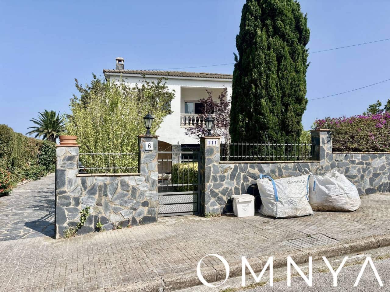 Chalet de 7 habitaciones en Calonge i Sant Antoni en venta con piscina - 629.000 € (Ref: 9050668)