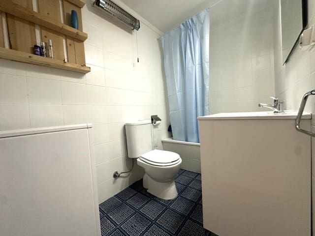 Piso de 1 habitación en Castell-Platja d'Aro en venta - 215.000 € (Ref: 9075686)