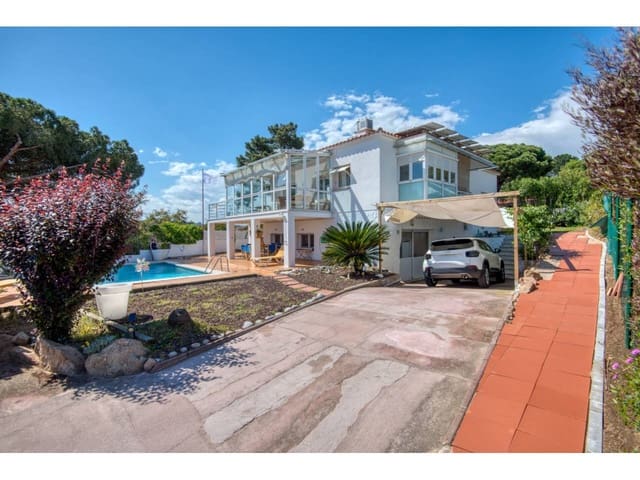 3 Zimmer Villa zu verkaufen in Sant Feliu de Guíxols mit Pool Garage - 975.000 € (Ref: 9130243)