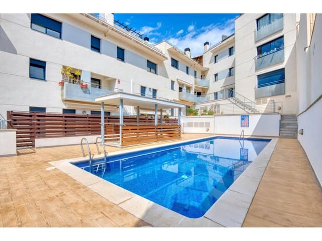 3 bedroom Flat for sale in Sant Feliu de Guíxols with pool - € 495,000 (Ref: 9165430)