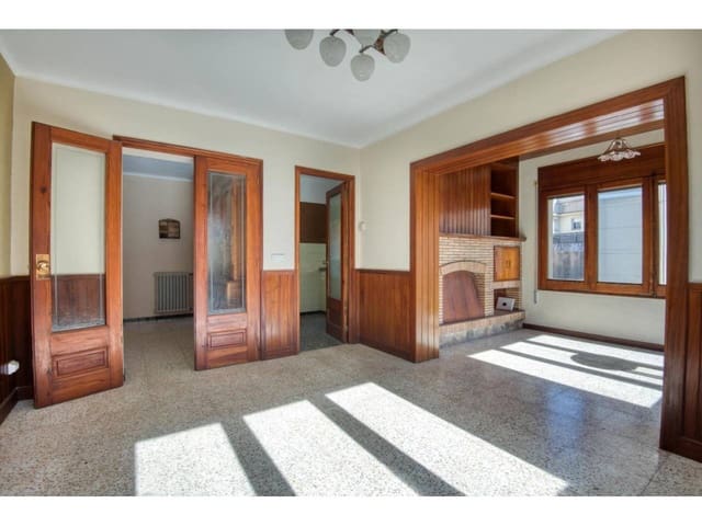 5 soveværelse Villa til salg i Sant Feliu de Guíxols med garage - € 600.000 (Ref: 9262152)