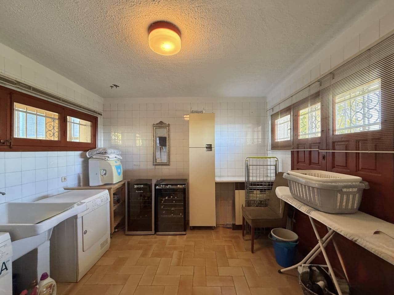 4 bedroom Villa for sale in Calonge i Sant Antoni with pool - € 480,000 (Ref: 9275707)