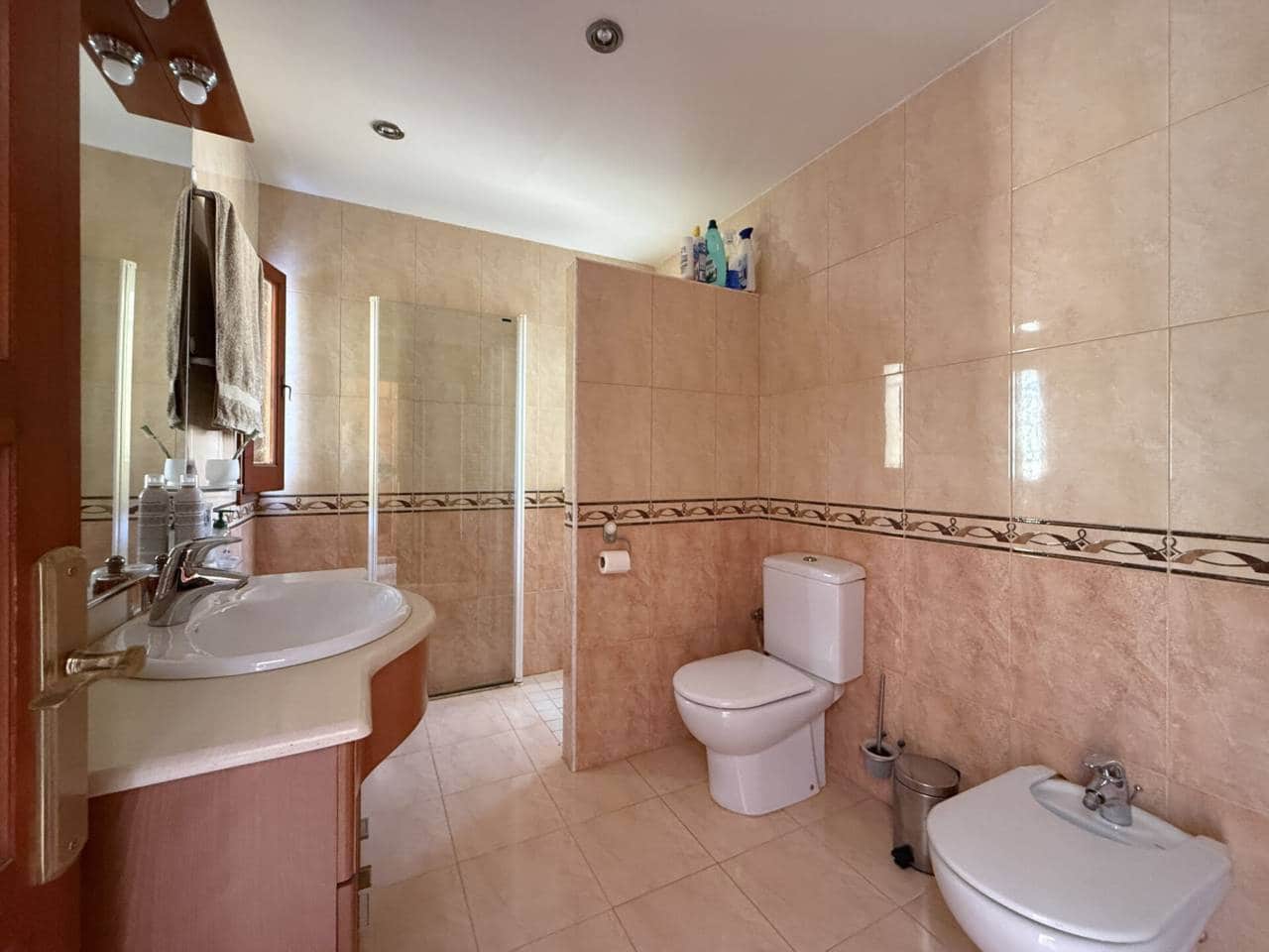 4 bedroom Villa for sale in Calonge i Sant Antoni with pool - € 480,000 (Ref: 9275707)