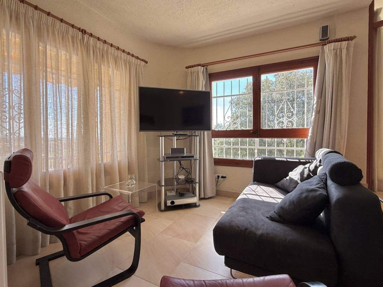 4 bedroom Villa for sale in Calonge i Sant Antoni with pool - € 480,000 (Ref: 9275707)