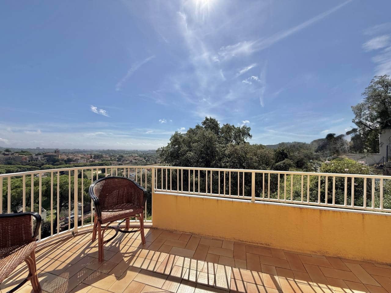 4 bedroom Villa for sale in Calonge i Sant Antoni with pool - € 480,000 (Ref: 9275707)