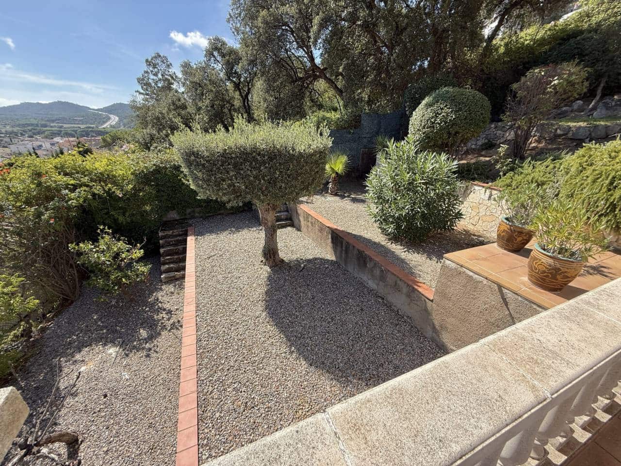 4 bedroom Villa for sale in Calonge i Sant Antoni with pool - € 480,000 (Ref: 9275707)