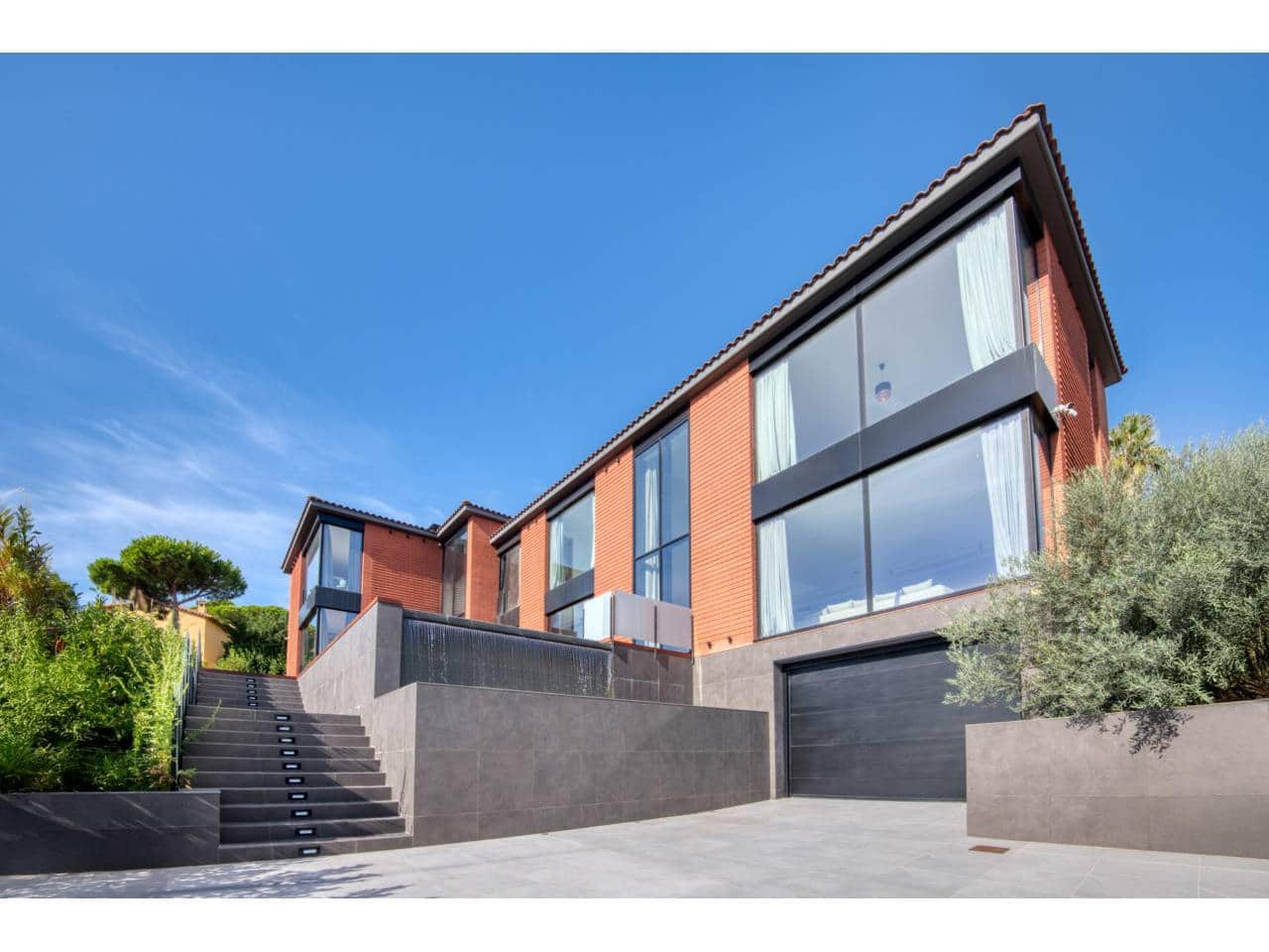 5 soveværelse Villa til salg i Sant Feliu de Guixols med swimmingpool - € 2.200.000 (Ref: 9275708)