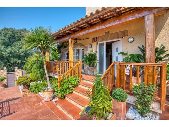 4 camera da letto Finca/Casa di Campagna in vendita in Castell-Platja d'Aro con piscina - 1.500.000 € (Rif: 9300420)