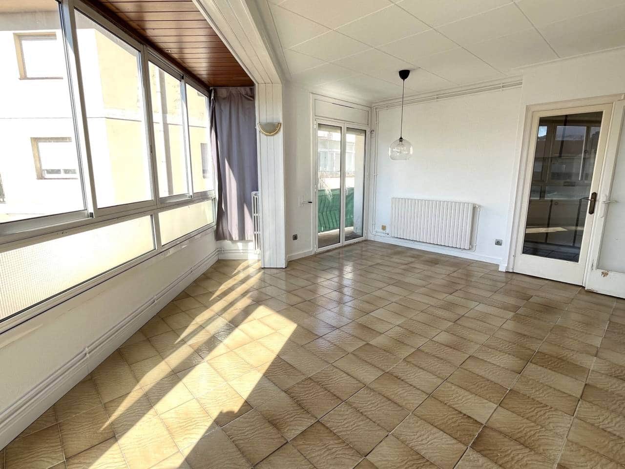 2 soveværelse Lejlighed til salg i Sant Feliu de Guixols - € 180.000 (Ref: 9355694)