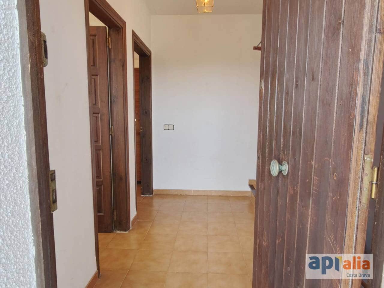 3 bedroom Villa for sale in Sant Antoni de Calonge with garage - € 500,000 (Ref: 9358938)