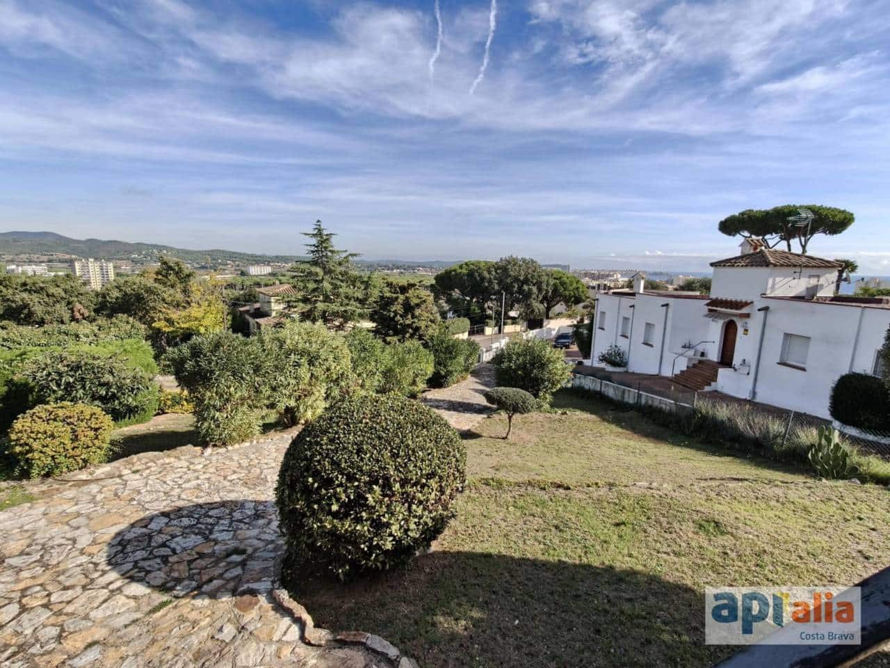 3 bedroom Villa for sale in Sant Antoni de Calonge with garage - € 500,000 (Ref: 9358938)