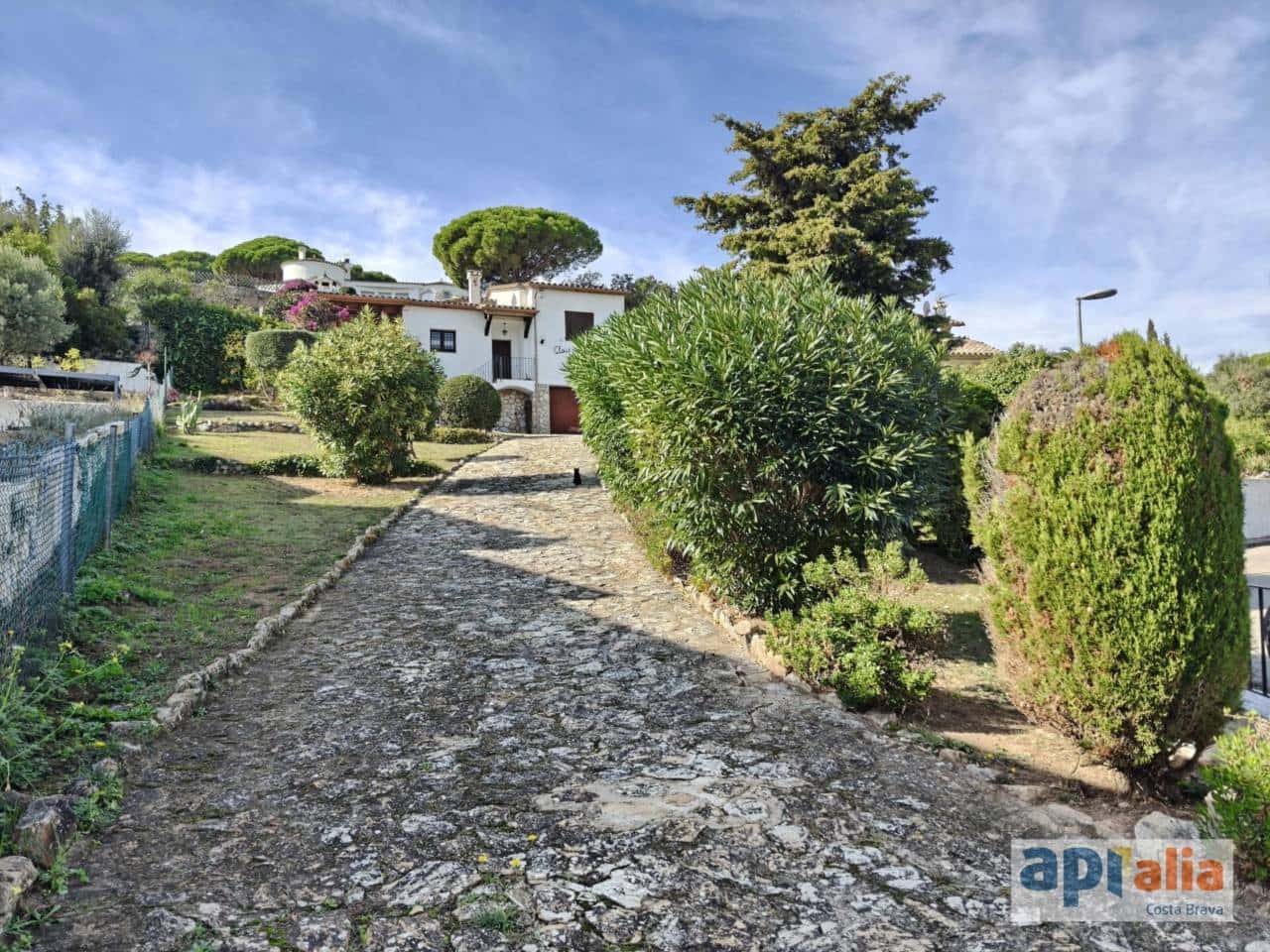 3 bedroom Villa for sale in Sant Antoni de Calonge with garage - € 500,000 (Ref: 9358938)