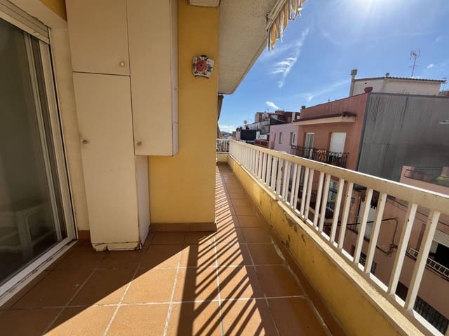 3 soveværelse Lejlighed til salg i Sant Feliu de Guíxols - € 150.000 (Ref: 9367022)