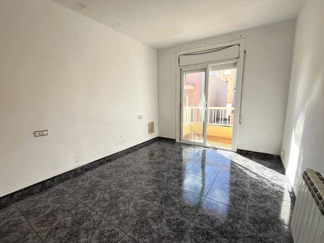 3 soveværelse Lejlighed til salg i Sant Feliu de Guíxols - € 150.000 (Ref: 9367022)