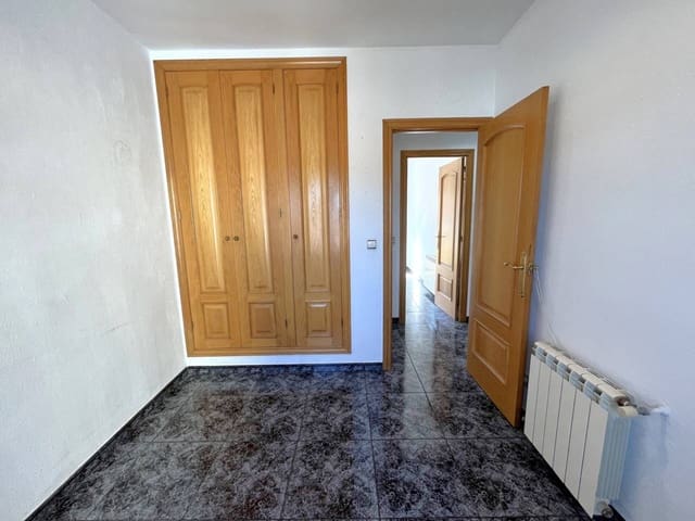 3 soveværelse Lejlighed til salg i Sant Feliu de Guíxols - € 150.000 (Ref: 9367022)