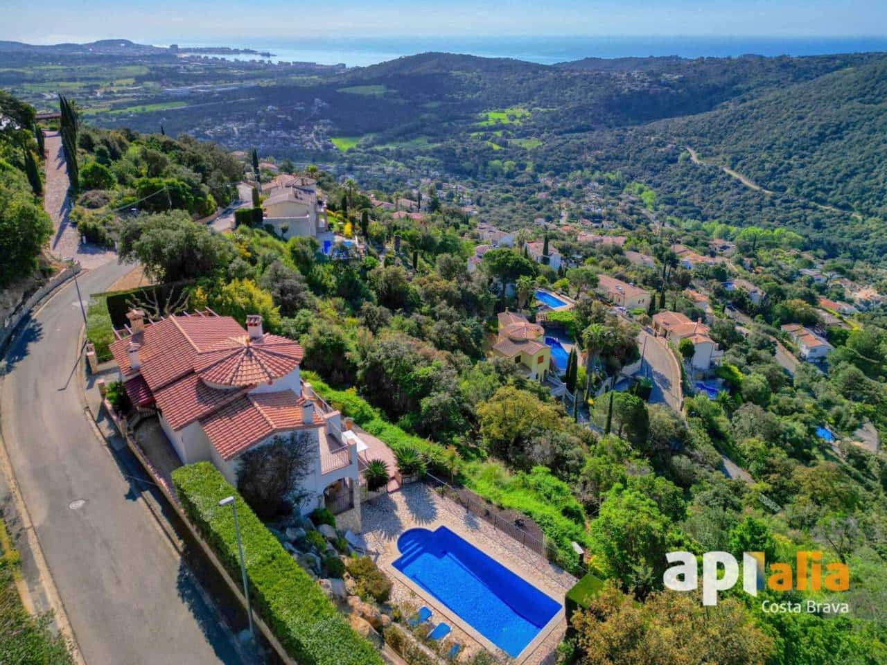 4 bedroom Villa for sale in Calonge i Sant Antoni with pool - € 675,000 (Ref: 9367024)