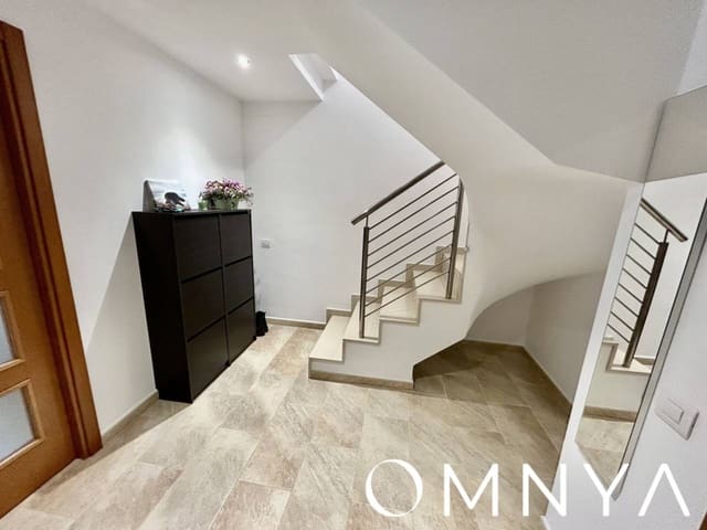 3 chambre Appartement à vendre à Llagostera - 239 000 € (Ref: 9374913)