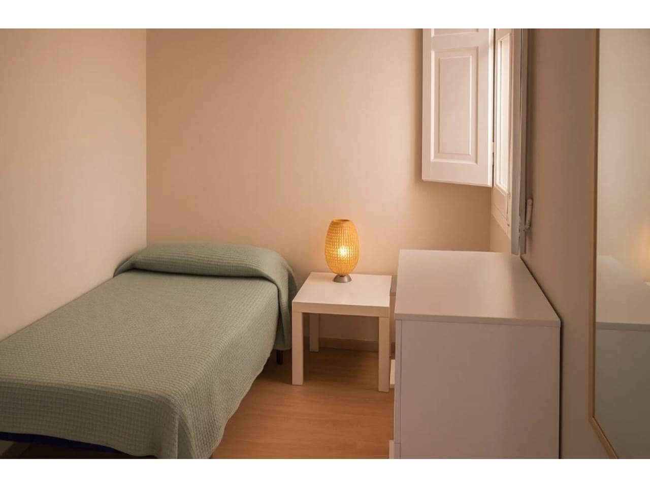 4 sypialnia Mieszkanie na sprzedaż w Miasto Girona - 375 000 € (Ref: 9378789)