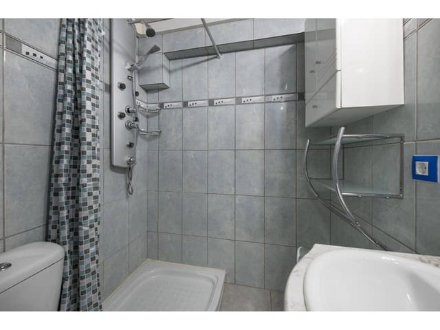 Studio till salu i Castell-Platja d'Aro - 100 000 € (Ref: 9392076)