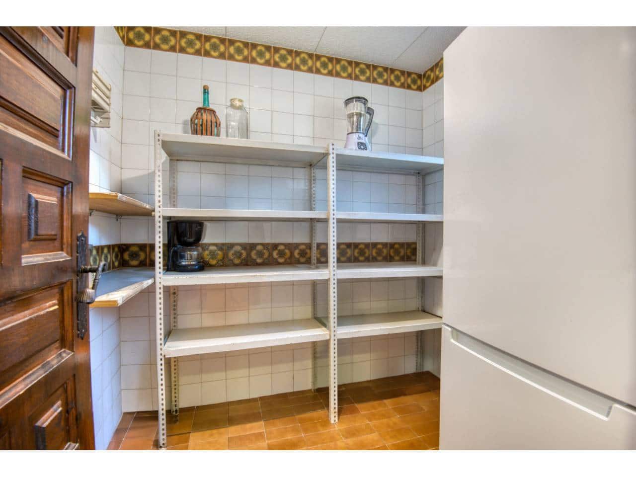 4 sypialnia Willa na sprzedaż w Castell-Platja d'Aro z basenem garażem - 850 000 € (Ref: 9403182)