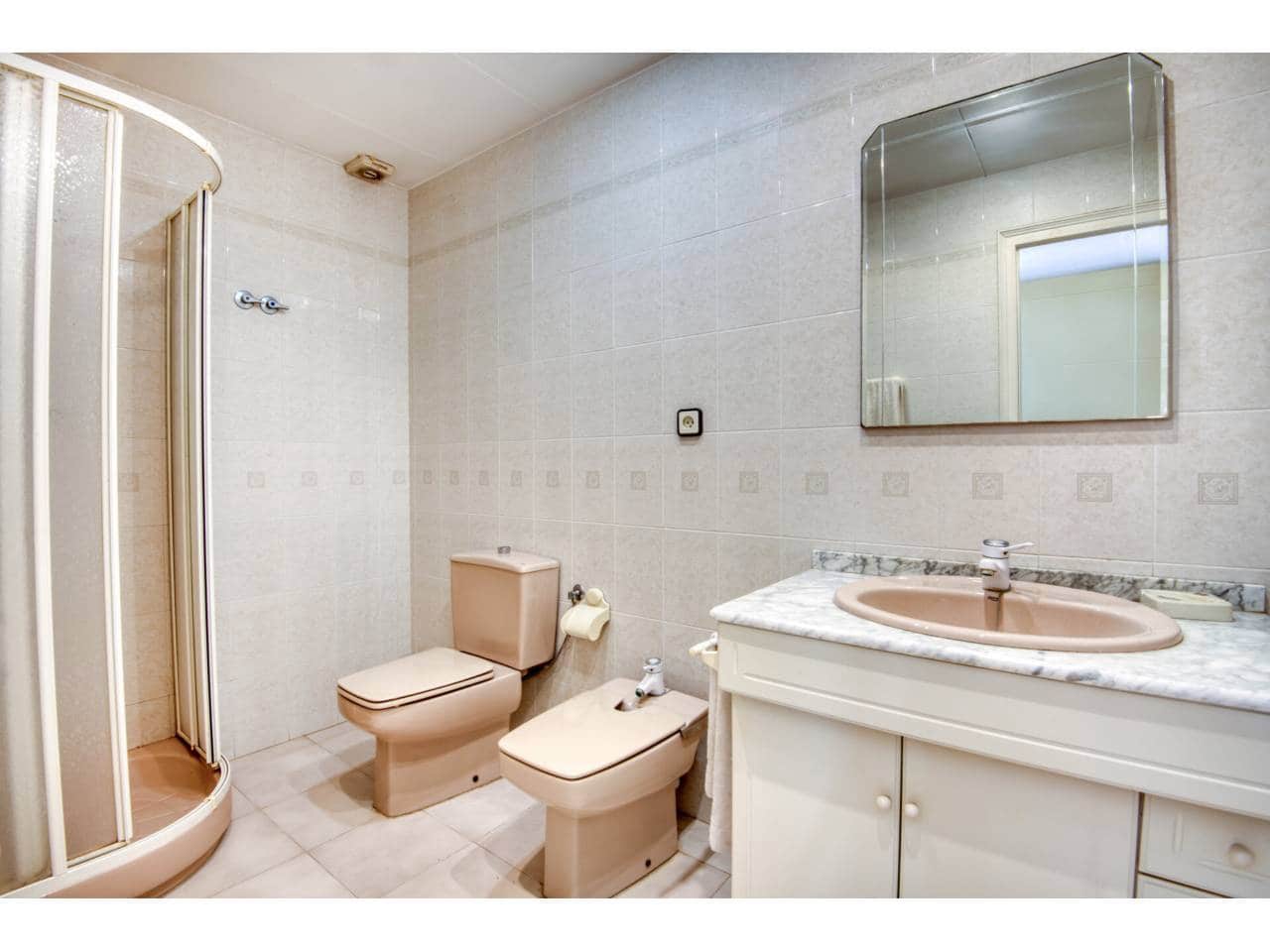 4 sypialnia Willa na sprzedaż w Castell-Platja d'Aro z basenem garażem - 850 000 € (Ref: 9403182)