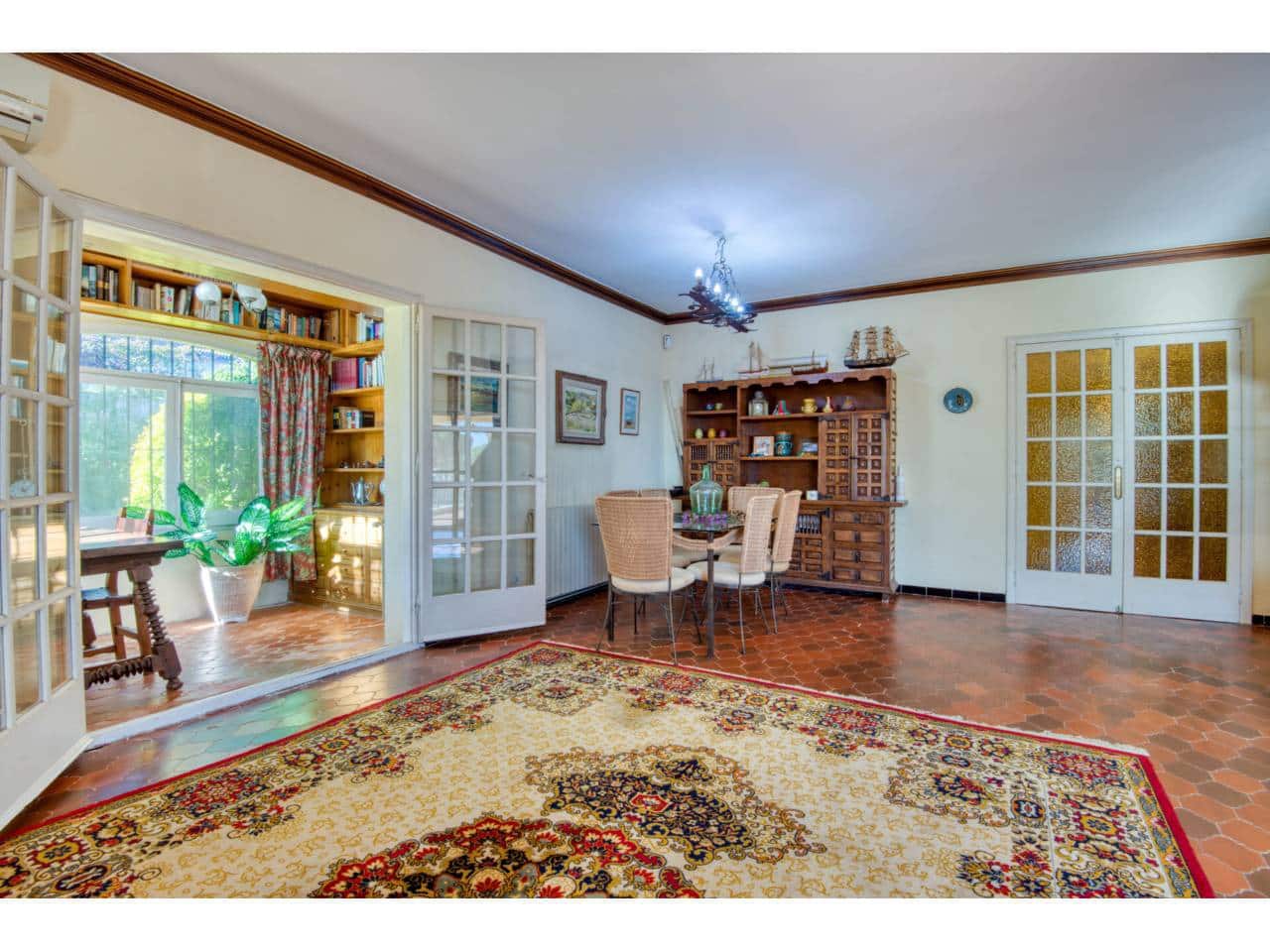 4 sypialnia Willa na sprzedaż w Castell-Platja d'Aro z basenem garażem - 850 000 € (Ref: 9403182)