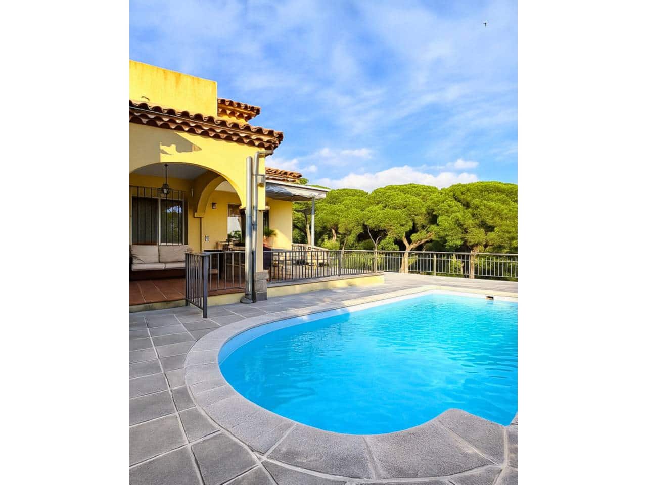 4 bedroom Villa for sale in Castell-Platja d'Aro with pool garage - € 850,000 (Ref: 9403182)