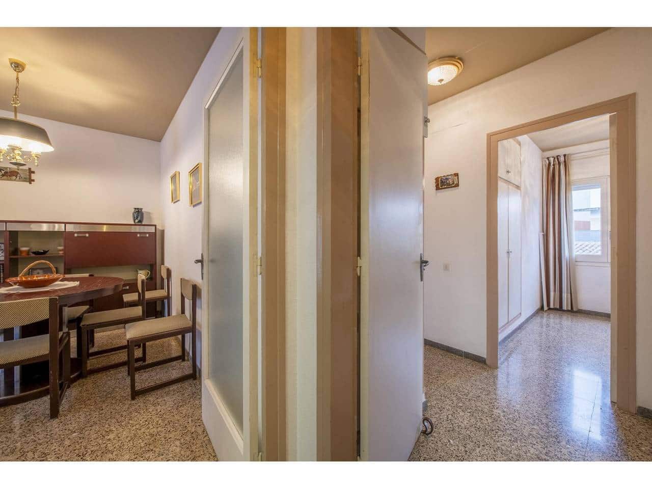 3 bedroom Flat for sale in Castell-Platja d'Aro - € 320,000 (Ref: 9410454)