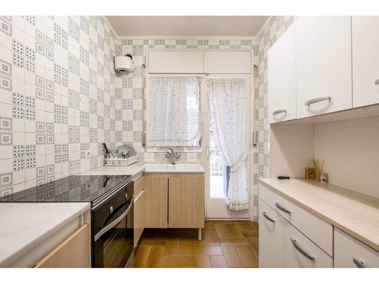 3 bedroom Flat for sale in Castell-Platja d'Aro - € 320,000 (Ref: 9410454)