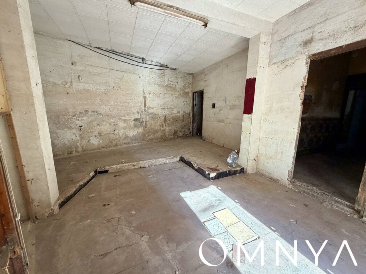 9 bedroom Apartment for sale in Sant Feliu de Guixols - € 300,000 (Ref: 9419590)