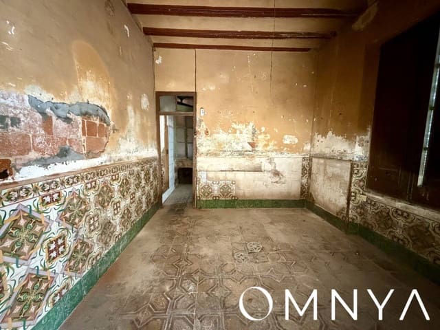 9 soverom Leilighet til salgs i Sant Feliu de Guíxols - € 300 000 (Ref: 9419590)