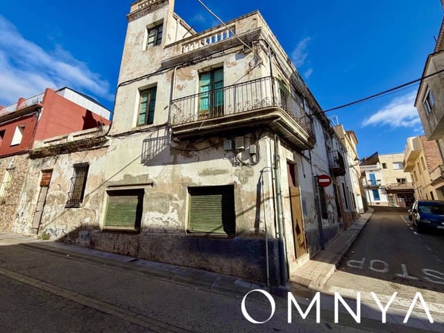 9 soverom Leilighet til salgs i Sant Feliu de Guíxols - € 300 000 (Ref: 9419590)