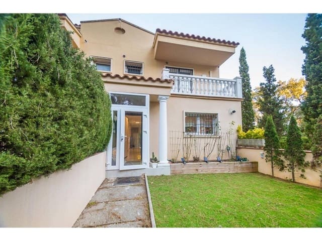 4 soveværelse Villa til salg i Castell-Platja d'Aro - € 600.000 (Ref: 9445884)