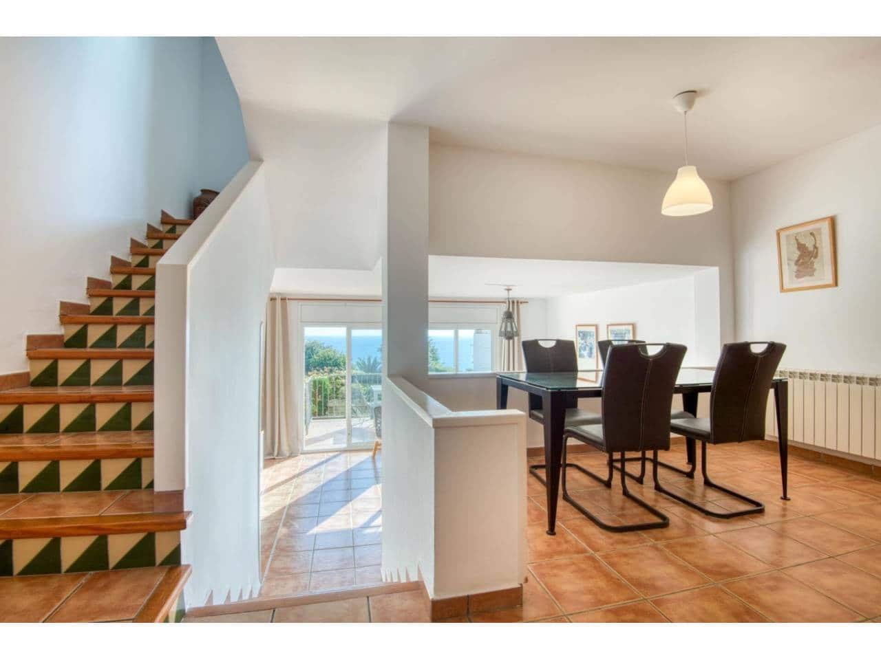 3 soveværelse Byhus til salg i Sant Feliu de Guixols med swimmingpool - € 530.000 (Ref: 9445885)