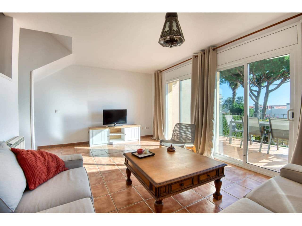 3 soveværelse Byhus til salg i Sant Feliu de Guixols med swimmingpool - € 530.000 (Ref: 9445885)