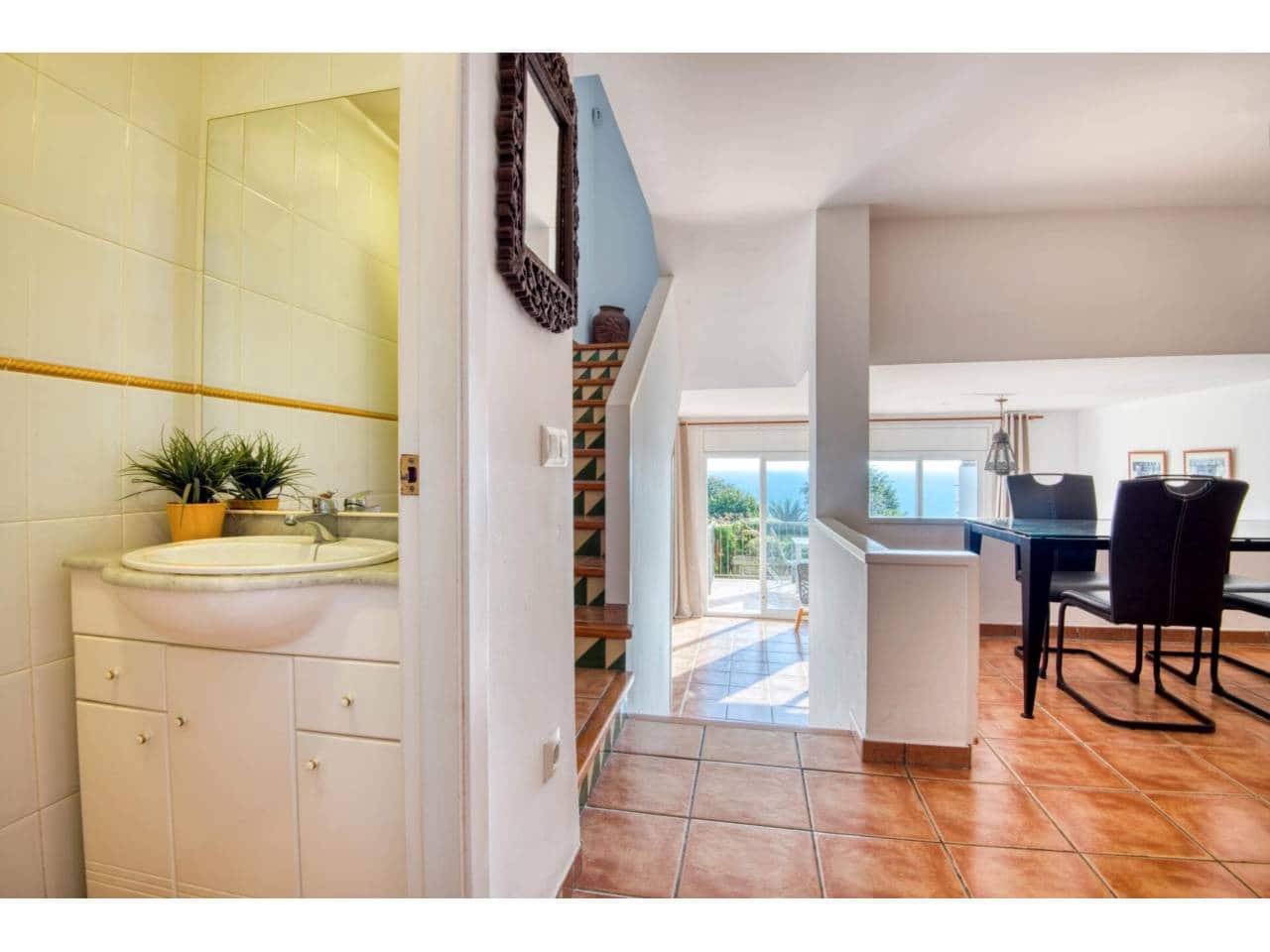 3 soveværelse Byhus til salg i Sant Feliu de Guixols med swimmingpool - € 530.000 (Ref: 9445885)