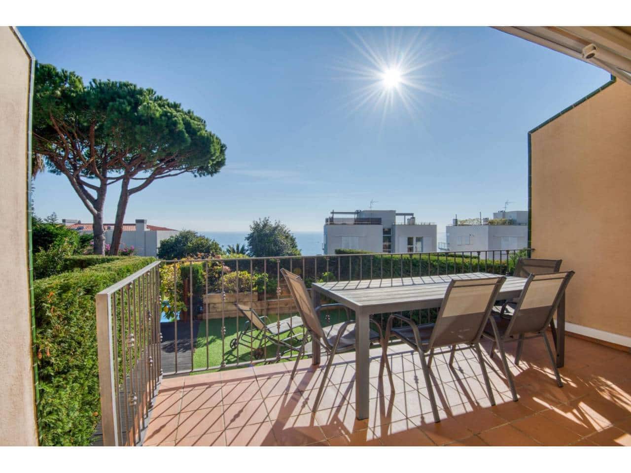 3 soveværelse Byhus til salg i Sant Feliu de Guixols med swimmingpool - € 530.000 (Ref: 9445885)