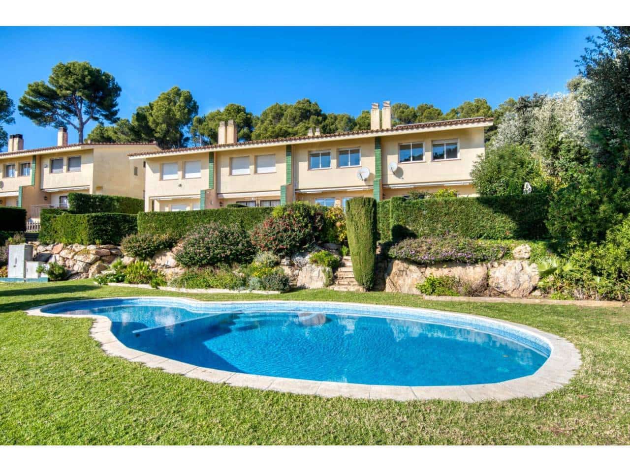 3 soveværelse Byhus til salg i Sant Feliu de Guixols med swimmingpool - € 530.000 (Ref: 9445885)