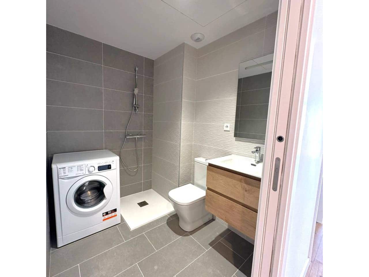 Piso de 2 habitaciones en Sant Antoni de Calonge en venta con piscina - 370.000 € (Ref: 9451970)